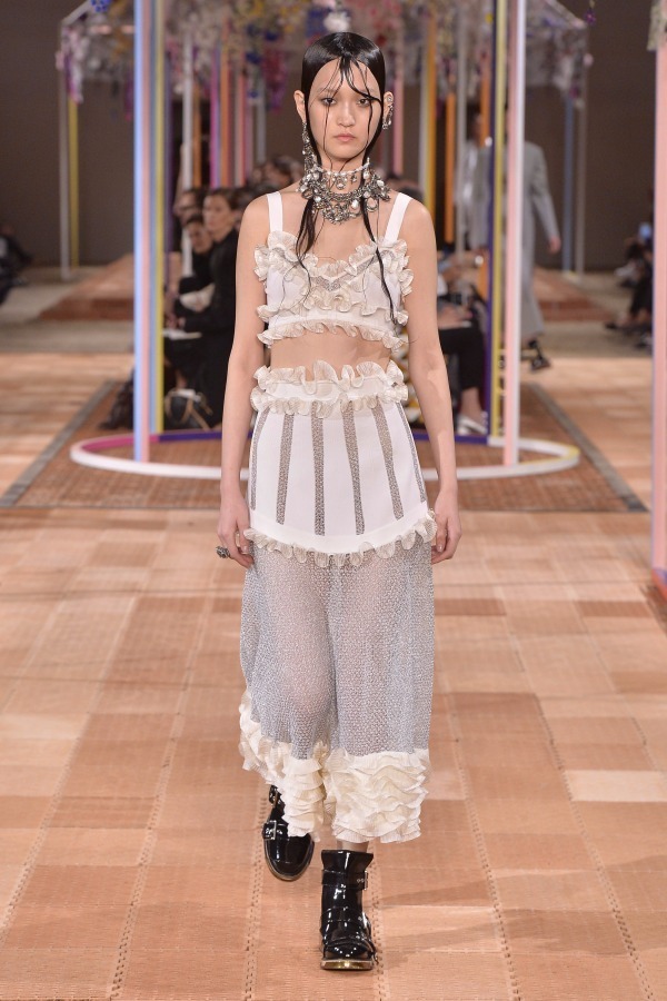 マックイーン(McQueen) 2018年春夏ウィメンズコレクション  - 写真3