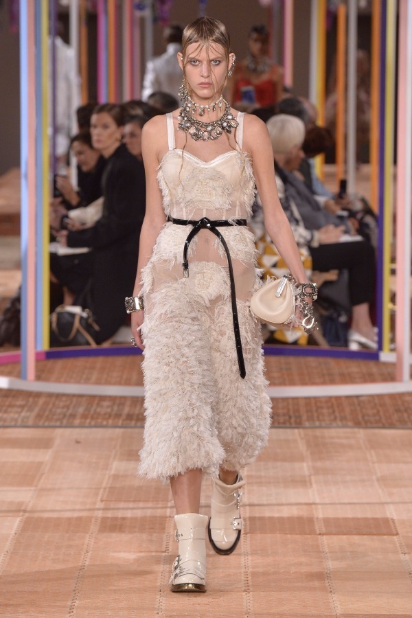 マックイーン(McQueen) 2018年春夏ウィメンズコレクション  - 写真8