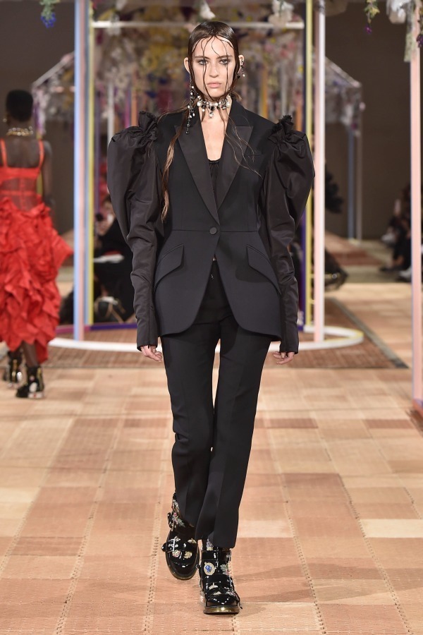 マックイーン(McQueen) 2018年春夏ウィメンズコレクション  - 写真15