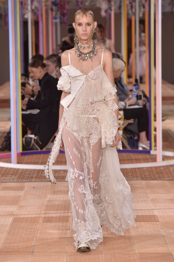 マックイーン(McQueen) 2018年春夏ウィメンズコレクション  - 写真20