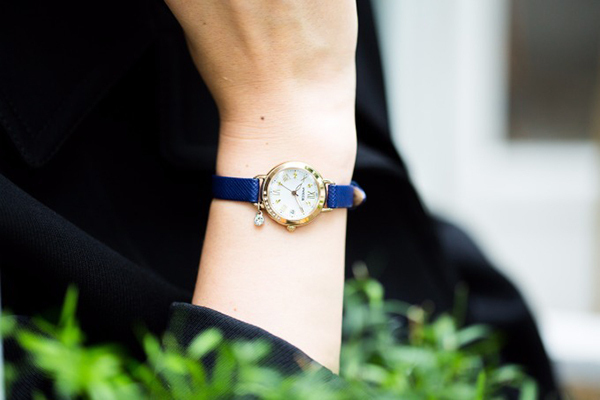 シチズン時計が展開する「ウィッカ」から、きらめく星が“カワイイ”を叶える新作ウオッチ