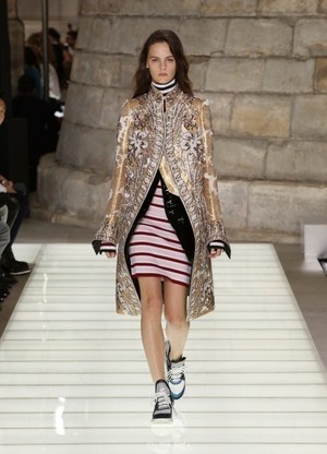 ルイ・ヴィトン 2018年春夏コレクション - 受け継がれる伝統、目覚める現代性｜写真12