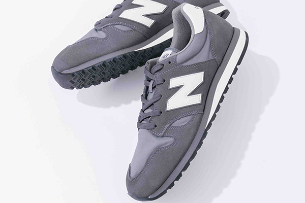 ニューバランス×アーバンリサーチのコラボスニーカー「U520」磁石を彷彿させる“マグネットカラー”