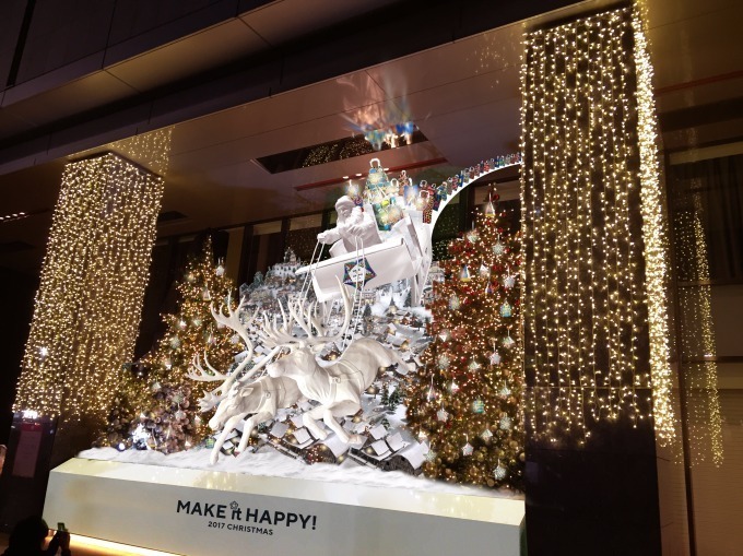 銀座三越のクリスマス、ケーキやイルミネーション、ユニークなショッピングバッグが登場｜写真18