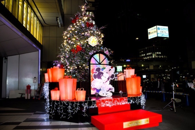 ディズニーのツリーやラッピング電車が出現、渋谷ヒカリエや東急百貨店のクリスマスイベント｜写真3