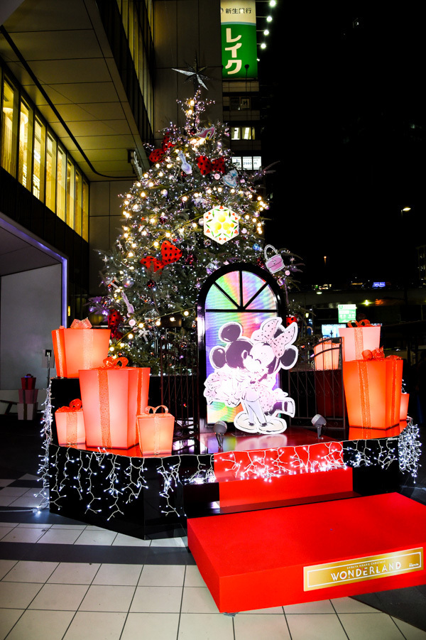 ディズニーのツリーやラッピング電車が出現、渋谷ヒカリエや東急百貨店のクリスマスイベント｜写真2