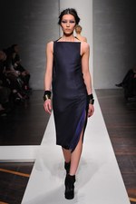 ジャンフランコ フェレ 2012-13年秋冬コレクション - モダンなスタイルで表現された官能美｜写真46