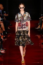 ロシャス 2018年春夏コレクション - 淑女は東洋趣味とボリュームコントロールで刺激を楽しむ｜写真29