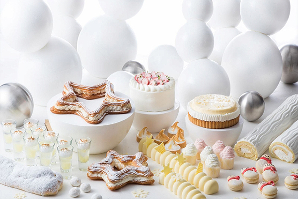 コンラッド大阪「スノー＆ホワイト・デザートブッフェ」