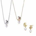 スタージュエリーのクリスマス - 太陽と月の輝きが幻想的なジュエリーやウォッチ｜写真14