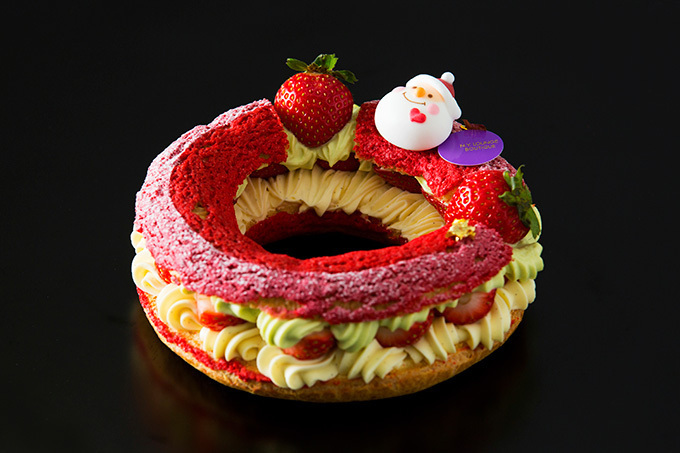 リースをイメージしたケーキ＆オーナメント型チョコ、インターコンチネンタル 東京ベイから｜写真3