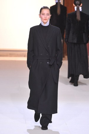 ダミール ドマ 2012-13年秋冬ウィンメンズコレクション - 抑制の中に表現された気高さと強さ｜写真9