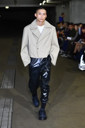 アヴァロン(AVALONE) 2018年春夏ウィメンズ&メンズコレクション  - 写真14