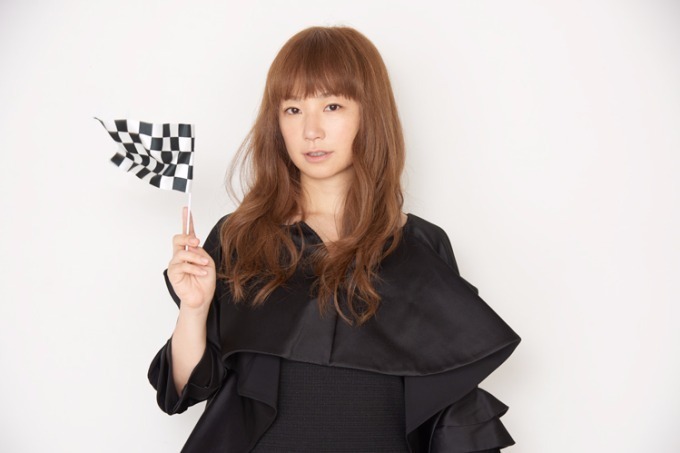 YUKI、ソロデビュー15周年第2弾シングル『フラッグを立てろ』発売｜写真1