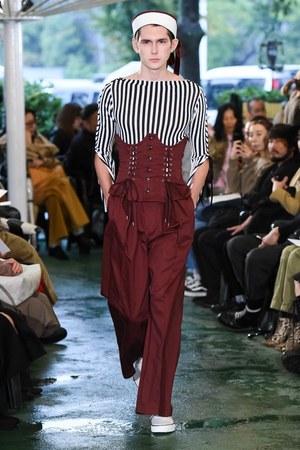 G.V.G.V. 2018年春夏コレクション - 自由な発想で生まれ変わるモダンなマリンスタイル｜写真18