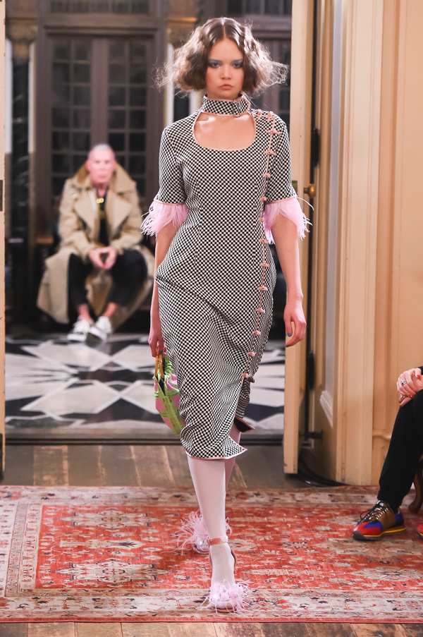 グローイング ペインズ 18年春夏コレクション 大正時代のバッドガール モガ 現代に蘇る ファッションプレス