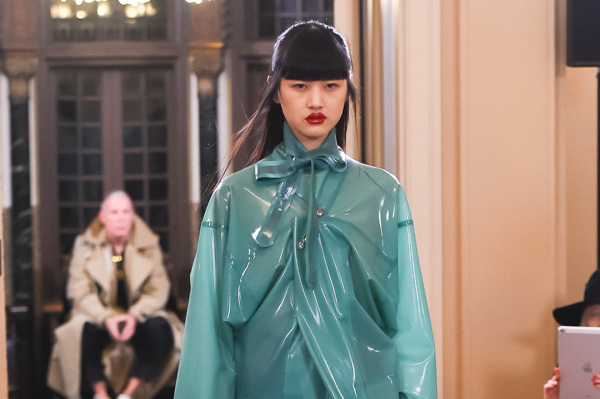 グローイング ペインズ 2018年春夏コレクション、大正時代のバッドガール＝「モガ」現代に蘇る