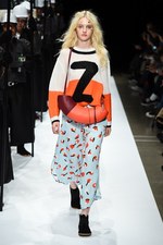 ヘンリック ヴィブスコフ 2018年春夏コレクション - ポップなテキスタイルで“睡眠”を表現｜写真27