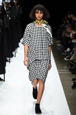 ヘンリック ヴィブスコフ 2018年春夏コレクション - ポップなテキスタイルで“睡眠”を表現｜写真33