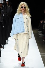 ヘンリック ヴィブスコフ 2018年春夏コレクション - ポップなテキスタイルで“睡眠”を表現｜写真40