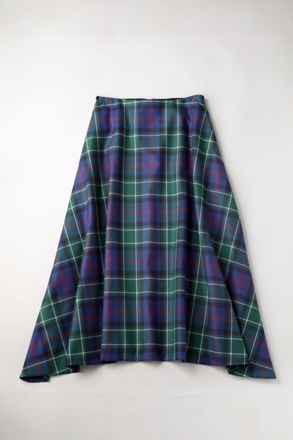 ジェーンマープルよりタータンチェックジャケット＆スカート登場、3種のチェックで表現する英国スタイル｜写真25
