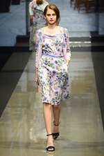 ユキ トリヰ インターナショナル 2018年春夏コレクション - 心弾む花々の明るい輝き｜写真22