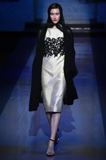 ユキ トリヰ インターナショナル 2018年春夏コレクション - 心弾む花々の明るい輝き｜写真42