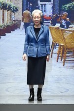 ユキ トリヰ インターナショナル 2018年春夏コレクション - 心弾む花々の明るい輝き｜写真50