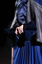 TOGA 2018年春夏コレクション - まだ見ぬ肌を“現在進行形で”より自由に解き放ち続ける｜写真11