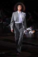 TOGA 2018年春夏コレクション - まだ見ぬ肌を“現在進行形で”より自由に解き放ち続ける｜写真13