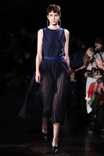 TOGA 2018年春夏コレクション - まだ見ぬ肌を“現在進行形で”より自由に解き放ち続ける｜写真38