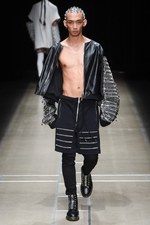 アクオド バイ チャヌ 2018春夏コレクション - 弾丸のようにアグレッシブに時代を切り拓く｜写真9