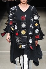 アクオド バイ チャヌ 2018春夏コレクション - 弾丸のようにアグレッシブに時代を切り拓く｜写真30