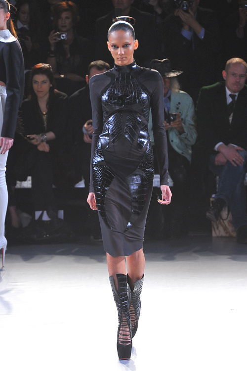 ミュグレー(MUGLER) 2012-13年秋冬 ウィメンズコレクション  - 写真41