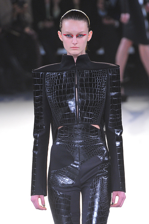 ミュグレー(MUGLER) 2012-13年秋冬 ウィメンズコレクション  - 写真43