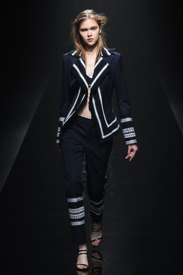 エルザ・ウィンクラー 2018年春夏<span>コレクション</span> - 写真10