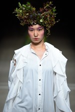 ヴィヴィアンノ スー2018年春夏コレクション - 芽生えから咲き、枯れるまで…循環する“花の一生”｜写真10