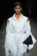 ヴィヴィアンノ スー2018年春夏コレクション - 芽生えから咲き、枯れるまで…循環する“花の一生”｜写真21