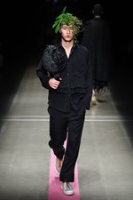 ヴィヴィアンノ スー2018年春夏コレクション - 芽生えから咲き、枯れるまで…循環する“花の一生”｜写真40