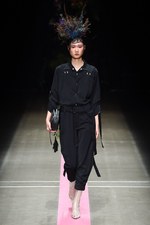 ヴィヴィアンノ スー2018年春夏コレクション - 芽生えから咲き、枯れるまで…循環する“花の一生”｜写真41