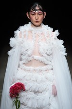 ヴィヴィアンノ スー2018年春夏コレクション - 芽生えから咲き、枯れるまで…循環する“花の一生”｜写真53