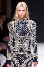 バルマン(BALMAIN) 2012-13年秋冬コレクション - 革命期ロシアの優美なるジュエラーの世界を表現｜写真14