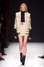 バルマン(BALMAIN) 2012-13年秋冬コレクション - 革命期ロシアの優美なるジュエラーの世界を表現｜写真25