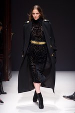バルマン(BALMAIN) 2012-13年秋冬コレクション - 革命期ロシアの優美なるジュエラーの世界を表現｜写真41