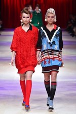 sacai / UNDERCOVER合同ショー - 2つの異なる世界観を表現＆コラボを象徴するラスト｜写真46
