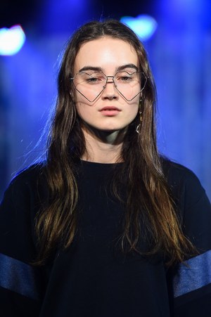 ディーベック 2018年春夏コレクション - "水"を受け入れ"雨"を弾く｜写真22
