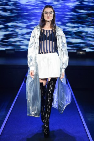ディーベック 2018年春夏コレクション - "水"を受け入れ"雨"を弾く｜写真43