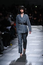 ユナイテッド トウキョウ 2018年春夏コレクション - ”浮世絵”など日本伝統を洗練されたモードに｜写真12