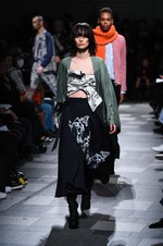 ユナイテッド トウキョウ 2018年春夏コレクション - ”浮世絵”など日本伝統を洗練されたモードに｜写真30