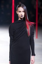 ヨウジヤマモト 2012-13年秋冬ウィメンズコレクション - 鮮やかに解き放たれたセクシャリティ｜写真10